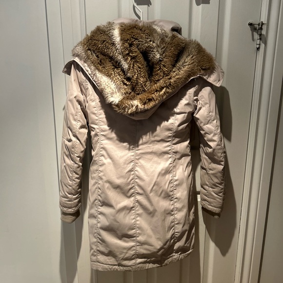 Winter coat - Picture 4 of 5